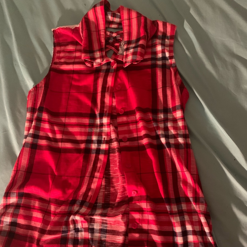 Sleeveless flannel